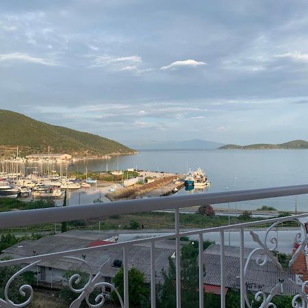 Port View House-Comfy Family Apartment-Panoramic View Néa Péramos Exterior foto